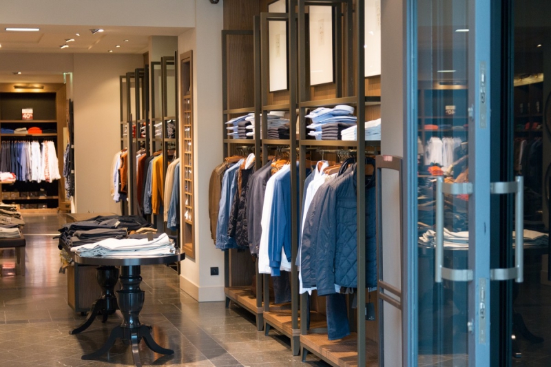 boutique-GILETTE-min_shop_clothes_clothing_shopping_mall_shopping_kielce_crown_poland-862477
